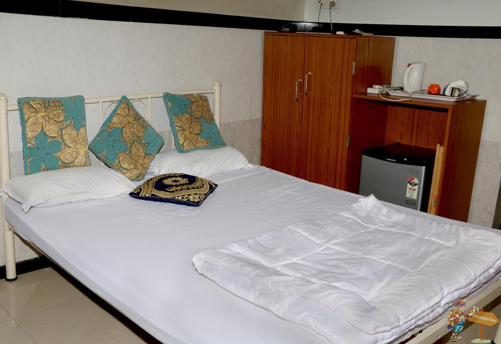 Traveller'S Inn Hotel - Fort Mumbai  Buitenkant foto